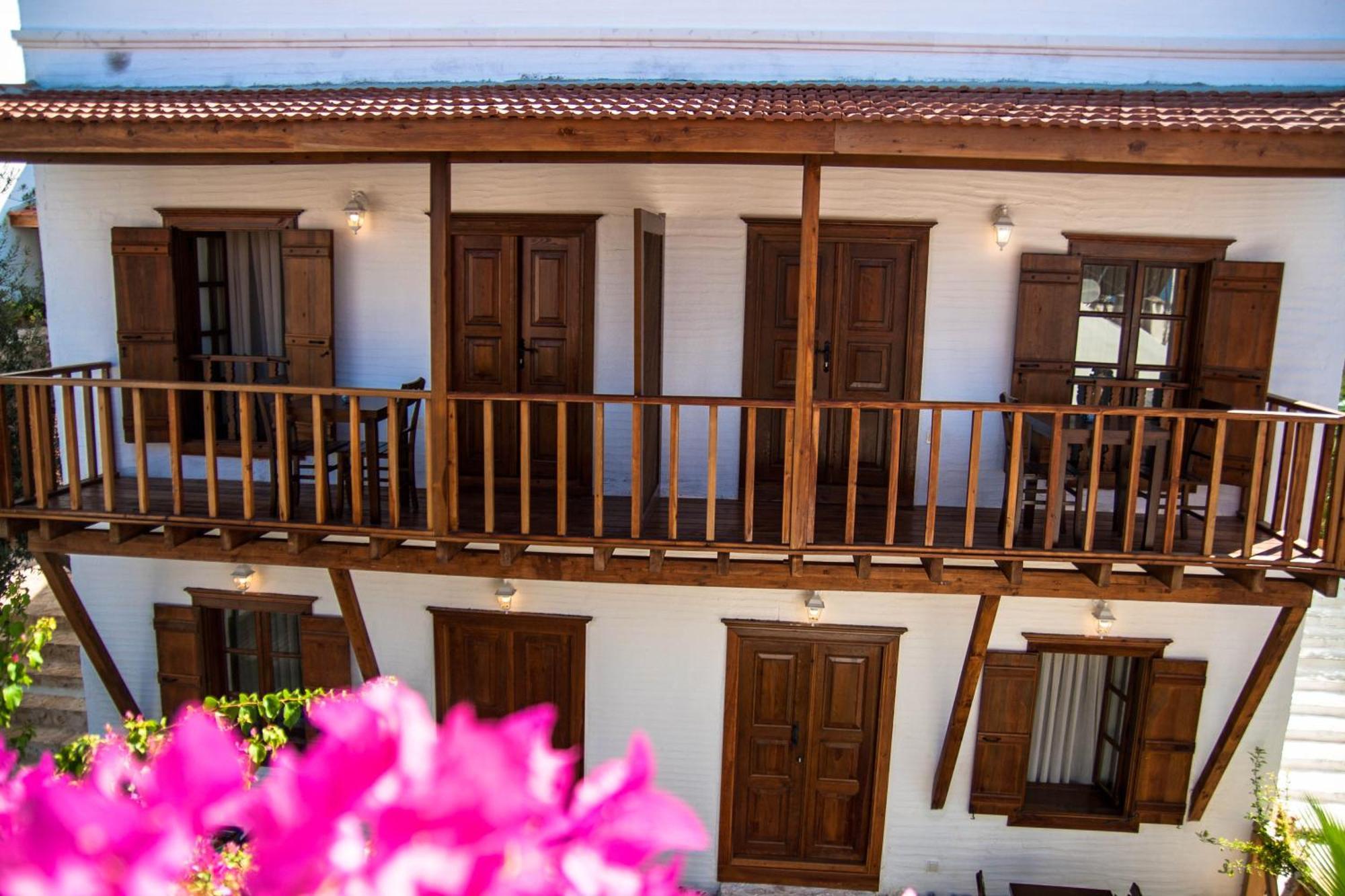 Courtyard Otel Kalkan Dış mekan fotoğraf