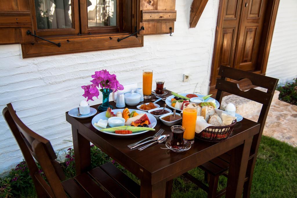 Courtyard Otel Kalkan Dış mekan fotoğraf